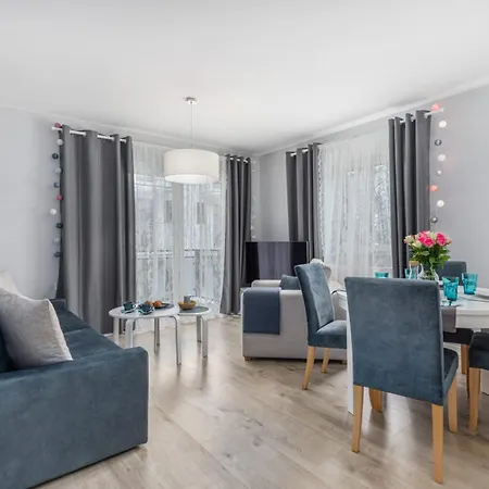 Lejlighed Stylowy Z Balkonem Blisko Plazy By Renters