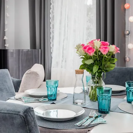 Stylowy Z Balkonem Blisko Plazy By Renters Lejlighed Międzywodzie